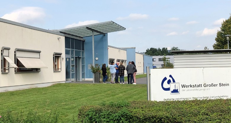 Foto vom Gebäude der Werkstatt "Großer Stein" der Lebenshilfe Lemgo