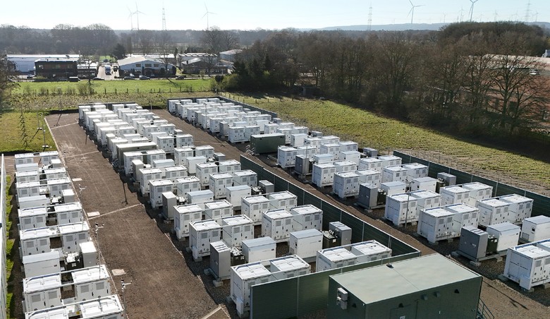 Foto der momentan (Stand: August 2026) größten Batteriespeicheranlage Nordrhein-Westfalens in Metelen im Kreis Steinfurt