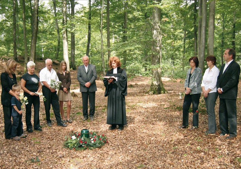 Beisetzung im Waldgebiet eines RuheForstes